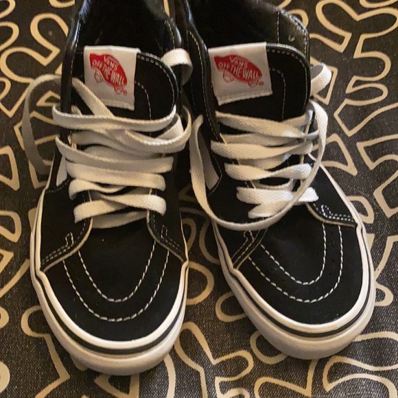 Vans - Picture 5 of 6